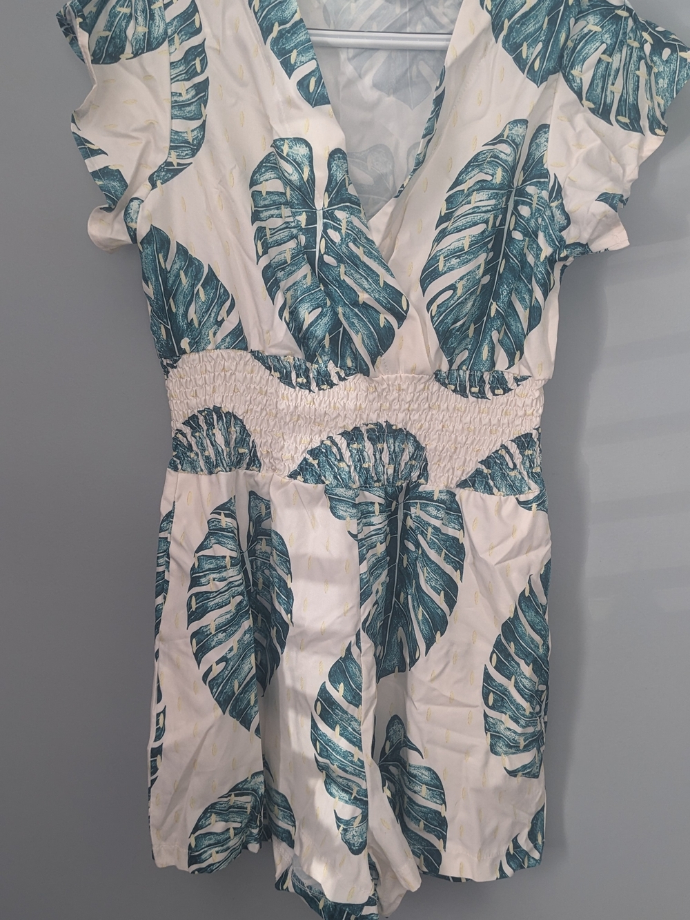 White Tropical Leaf V-Neck Women’s Romper